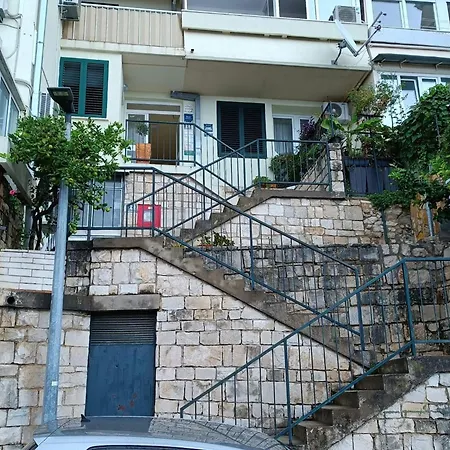 Charming With Terrace And Old Town View - One Bedroom With Terrace Apartment